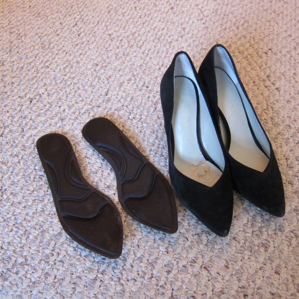 1.State Black Suede Pointed Toe Block Heel Pumps 7